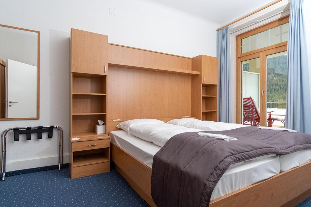 Davos Inn (Adults Only) Давос Екстериор снимка